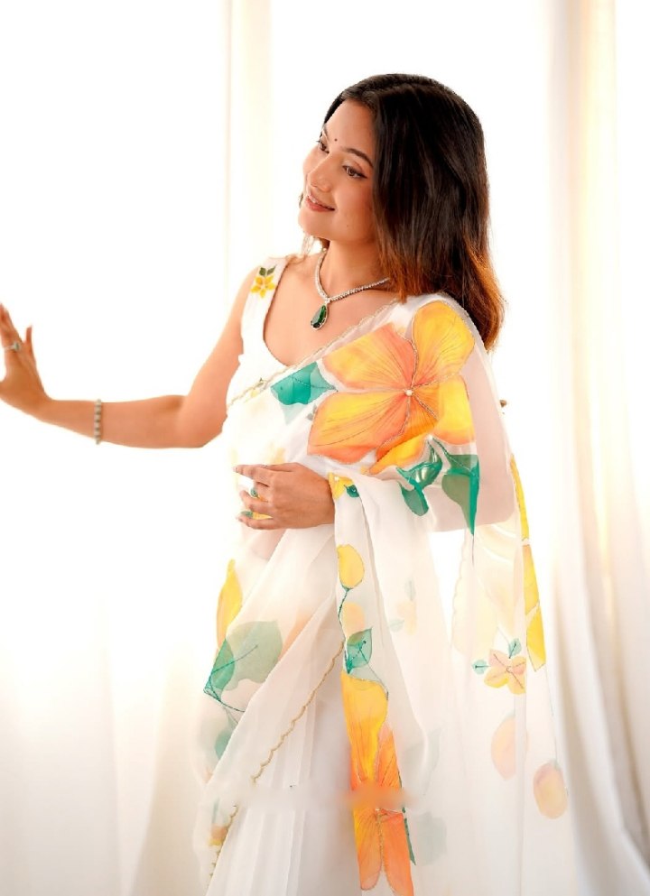 White Floral Printed Organza Silk Ready-To-Wear Saree