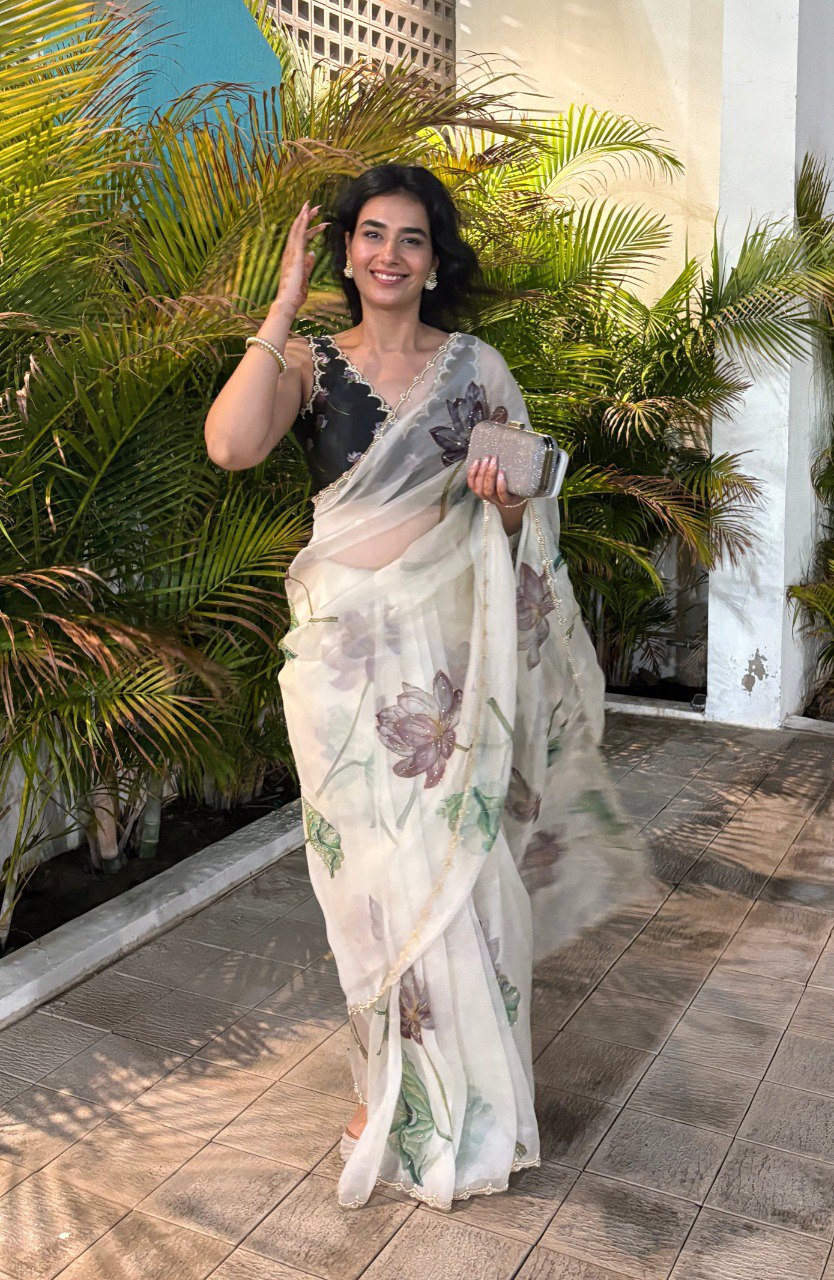 Vivah Elegant White Floral Organza Silk Ready-To-Wear Saree